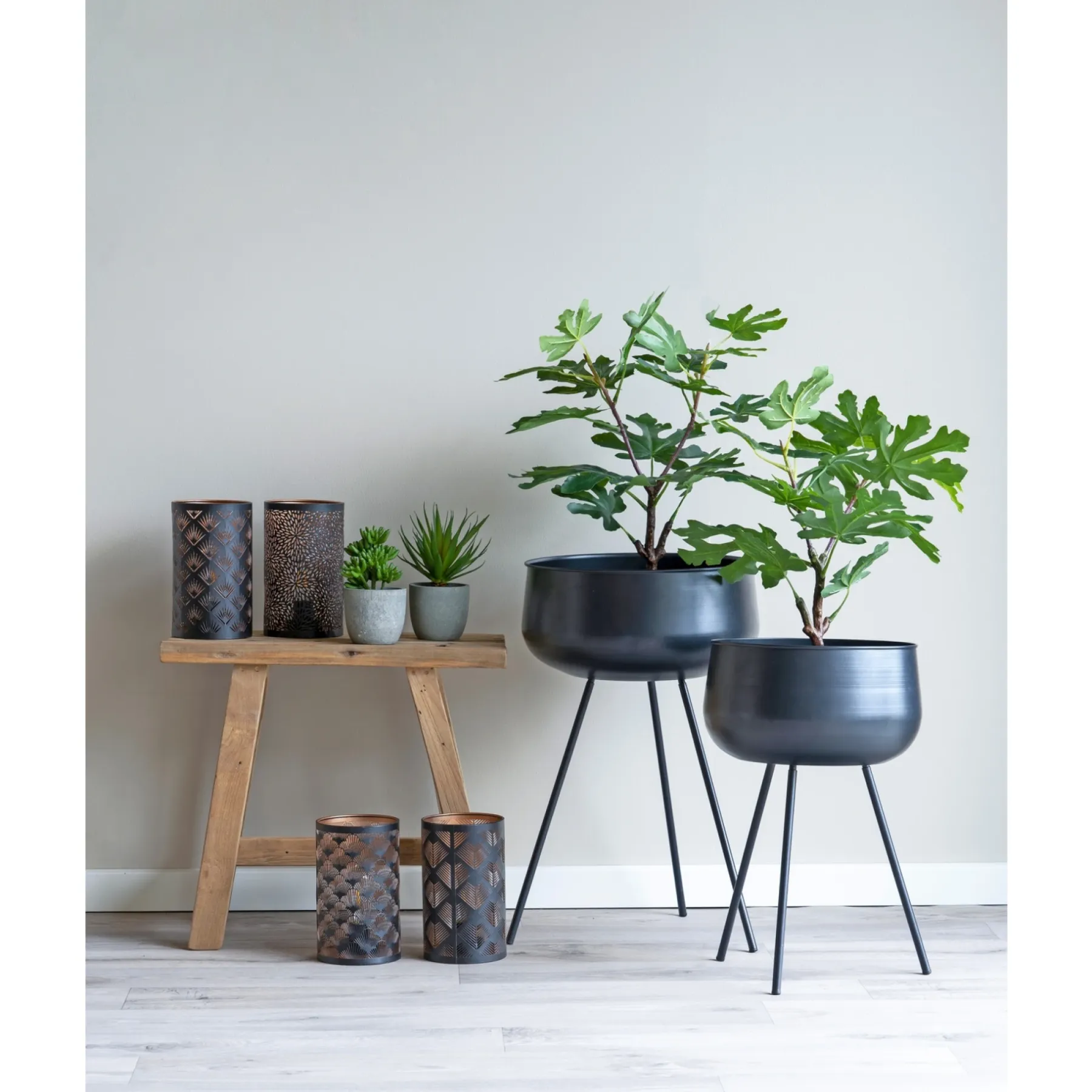 Boligindretning ^ Boliginteriør BOLIGINTERIØR BLOMSTERSTANDERSÆT 46-56 CM