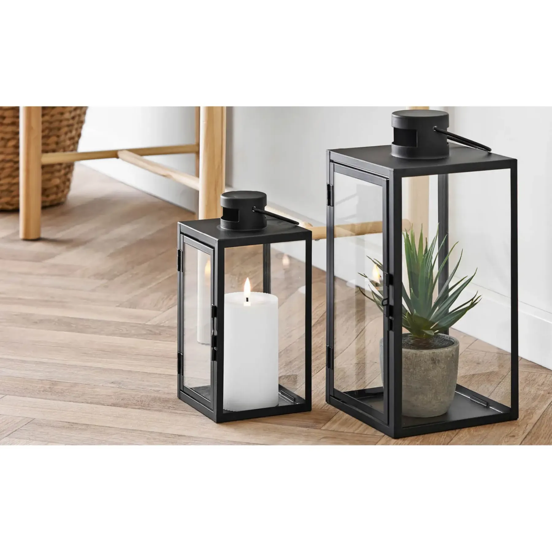 Boligindretning ^ Boliginteriør BOLIGINTERIØR METAL LANTERNESÆT H25/H35 CM SORT