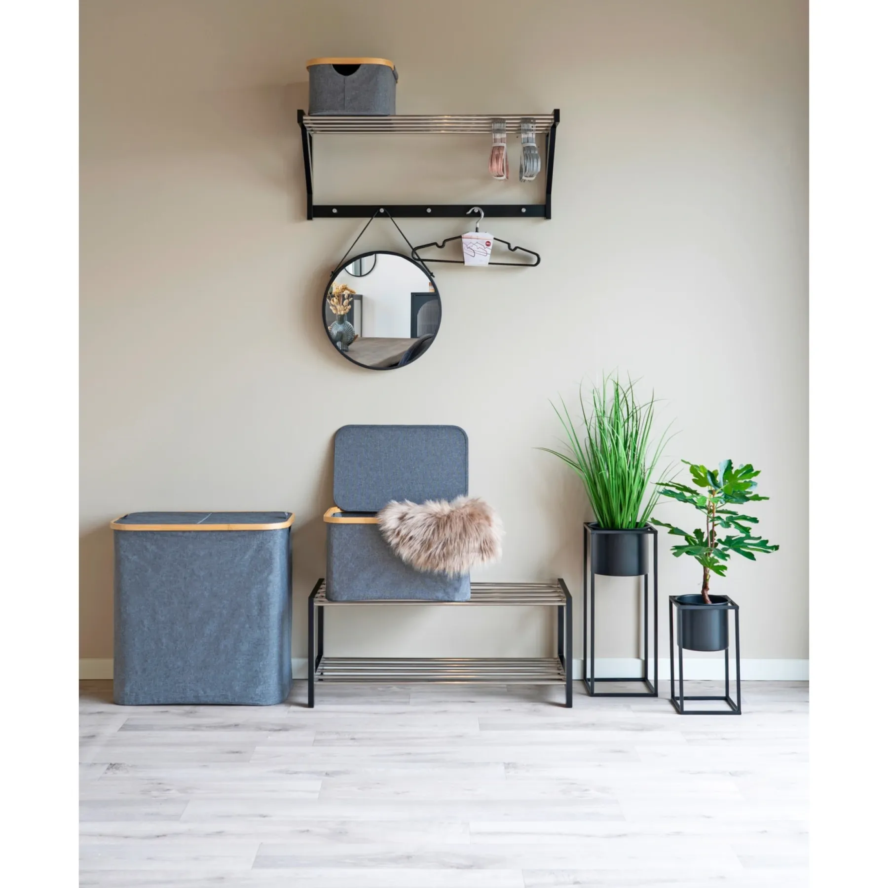 BOLIGINTERIØR VASKETØJSKURV MØRKEGRÅ 54X33X54 CM>Boliginteriør Hot