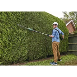 Hækkeklippere ^ Bosch UNIVERSALHEDGEPOLE 18 HÆKKEKLIPPER 43,0 CM UDEN BATTERI OG LADER