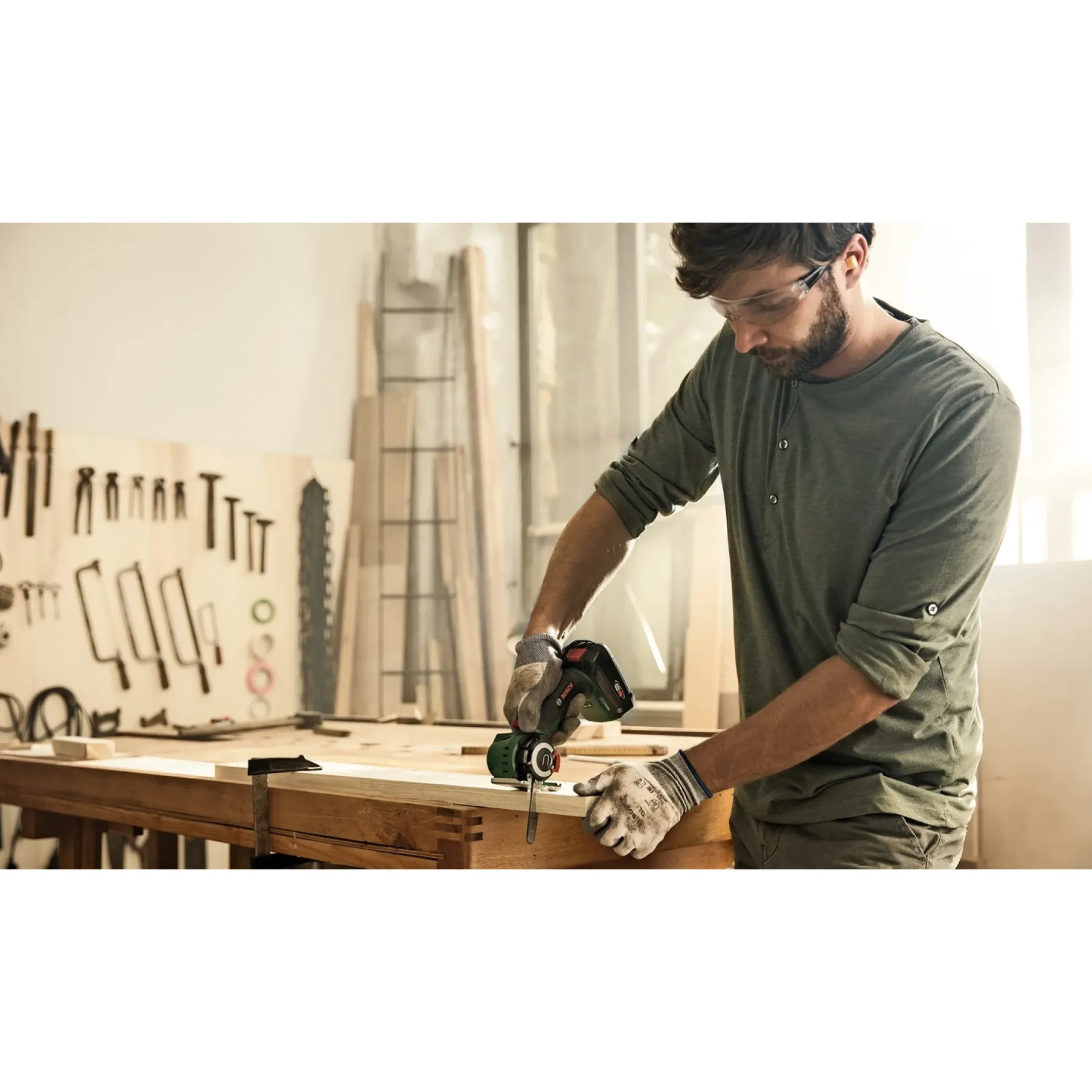 Multicuttere ^ Bosch ADVANCEDCUT 18 MULTISAV AKKU 18,0 V UDEN BATTERI OG LADER
