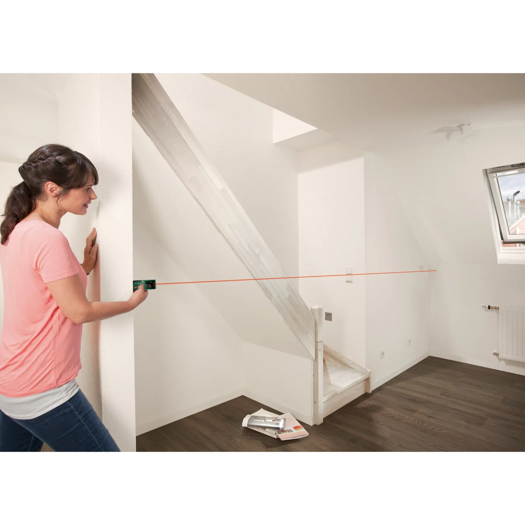 Måleværktøj ^ Bosch DISTANCE 30 AFSTANDSMÅLER 0,05 - 30 M