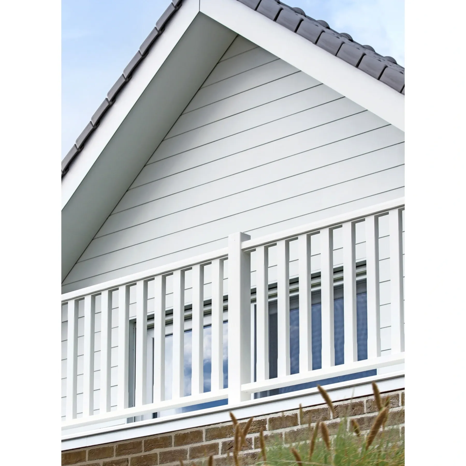 CLICK SMOOTH PLANK 12 X 186 X 3600 MM HVID>Cedral Clearance