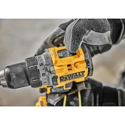 Bore- & Skruemaskiner ^ Dewalt DCD800P2T-QW BOREMASKINE AKKU MED BATTERI OG LADER