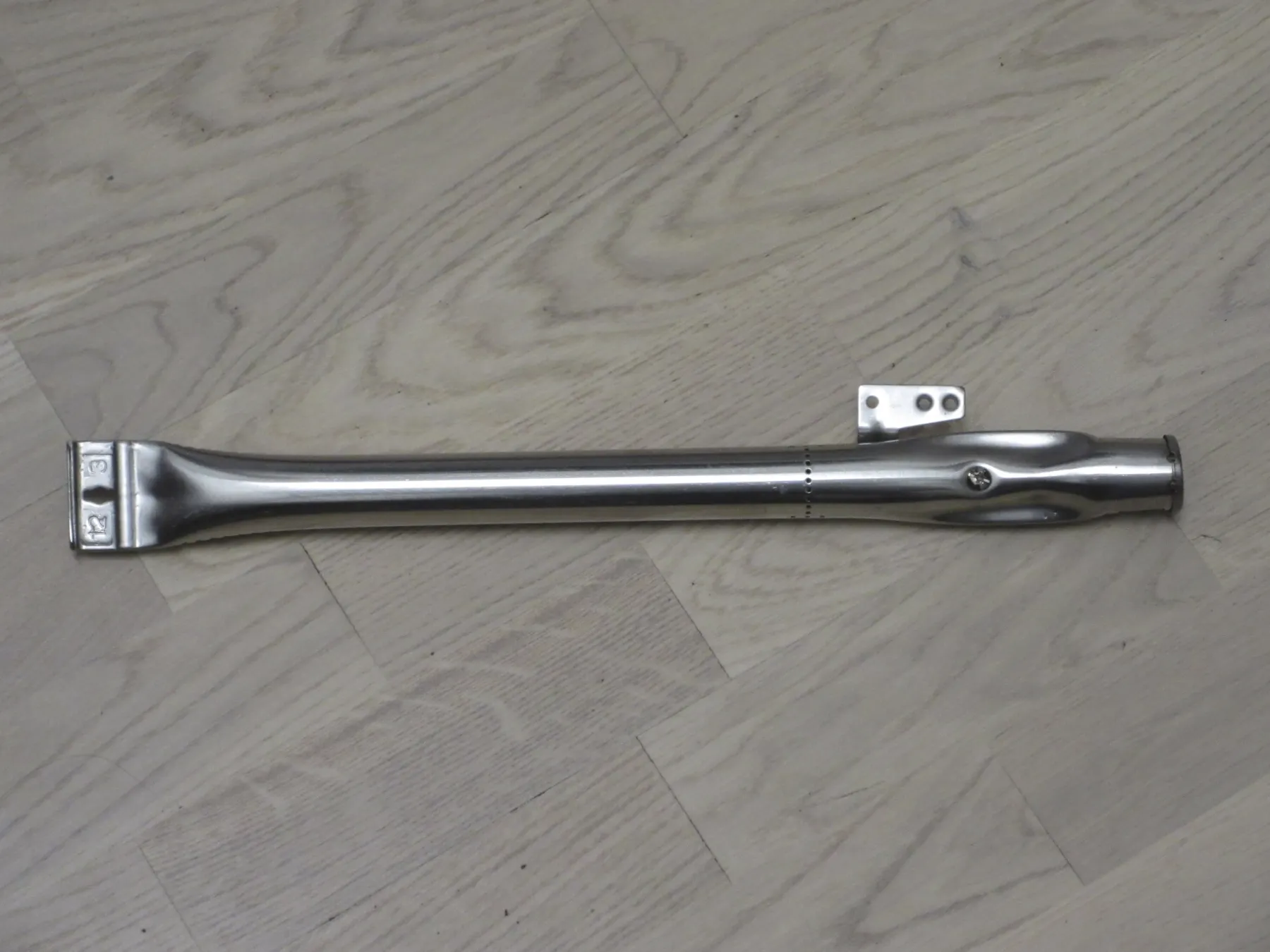 Grilltilbehør ^ GrillGrill LUX 340 BRANDRØR