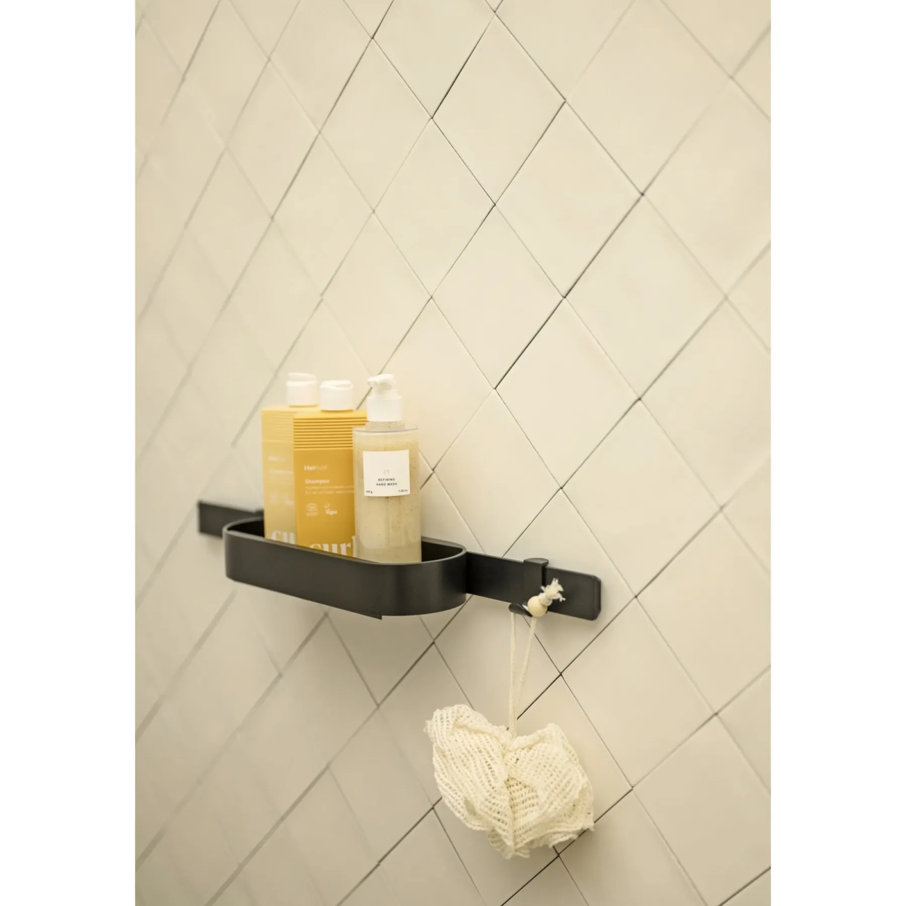 WALLSTORIS TILBEHØR TIL BRUSER MAT SORT>Hansgrohe Online