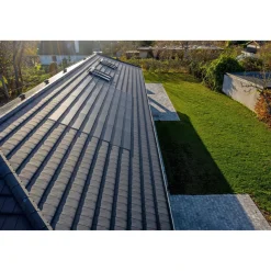 Solcelletag ^ Komproment LINEA 3 KWP SOLCELLETAG SORT GLAS