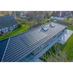 Solcelletag ^ Komproment LINEA 3 KWP SOLCELLETAG SORT GLAS