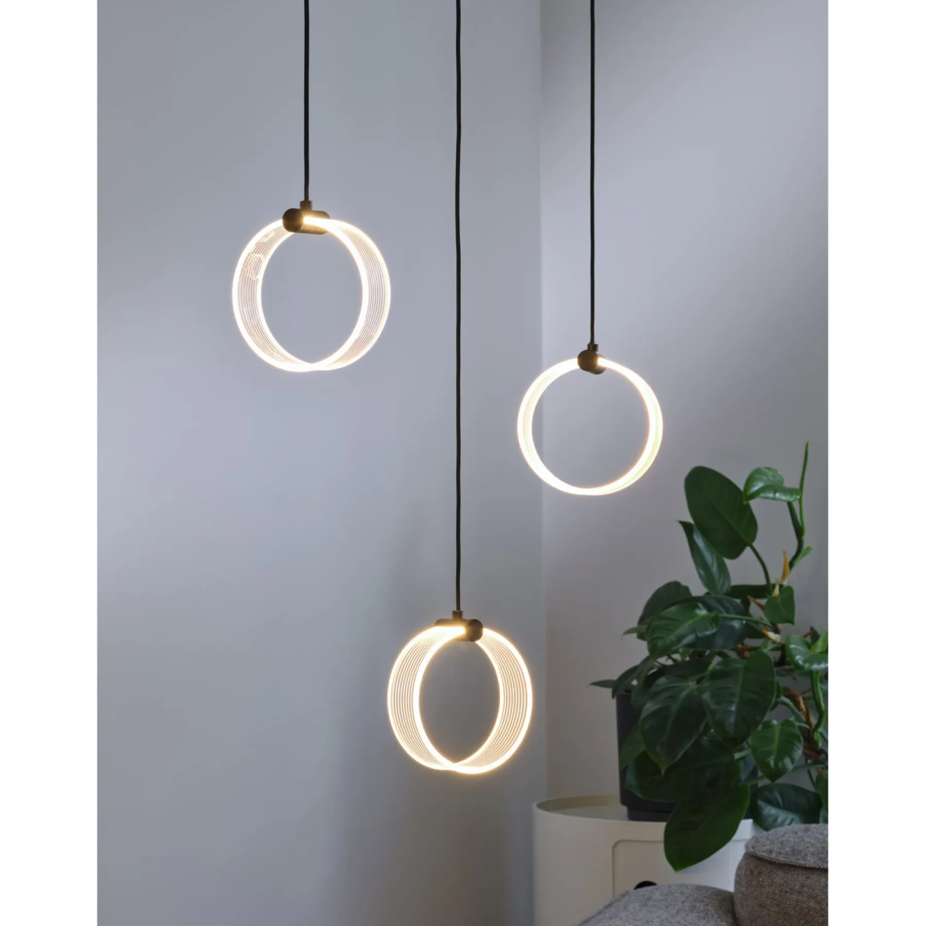 Pendel Lampe ^ LEDVANCE DECOR CIRCLE PENDEL SORT 22,2 CM
