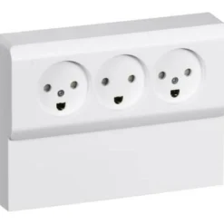66 TRIPPEL STIKONTAKT MED PANEL HVID M/JORD>LK OPUS