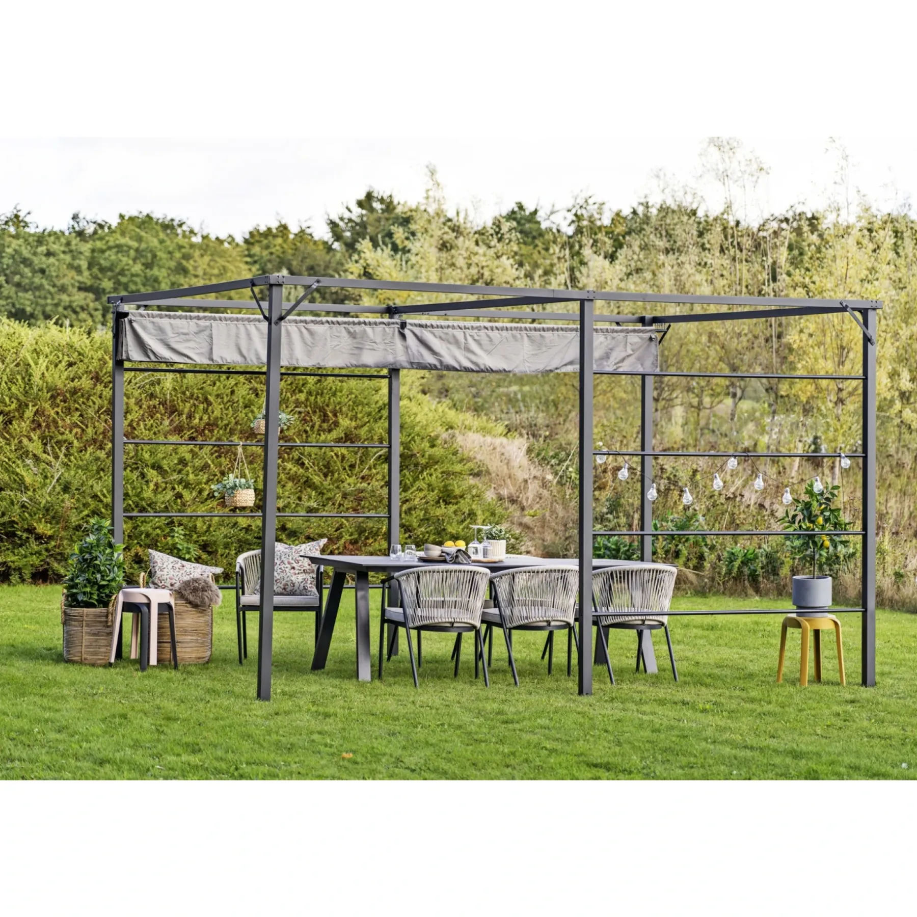 Pavilloner ^ Outrium CHANIA MED RULLETAG PERGOLA 2.98 X 3.98 M