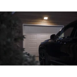 Smart Belysning ^ Philips Hue W WELCOME UDENDØRS VÆGLAMPE 15W SORT