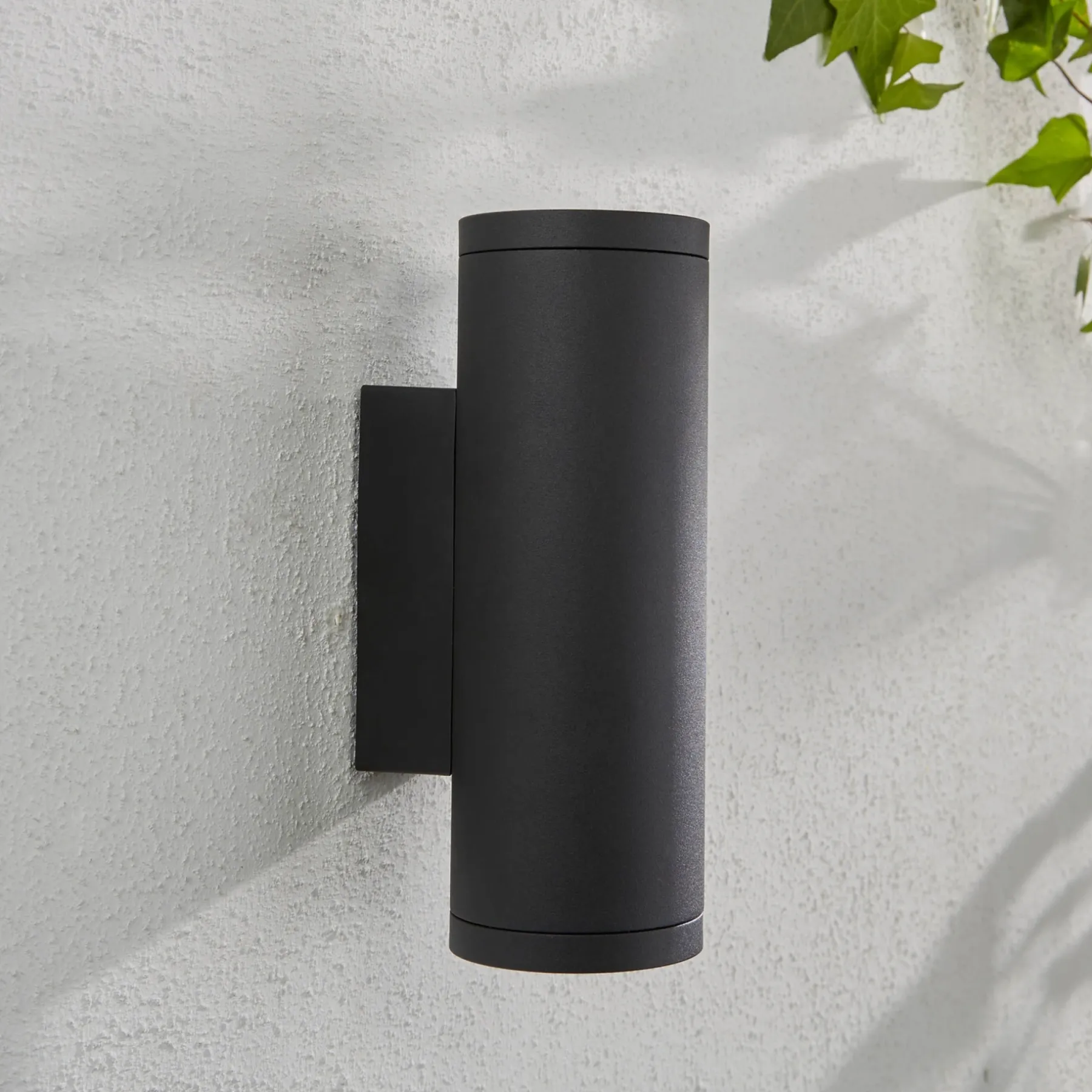 WCA APPEAR UDENDØRS VÆGLAMPE 16W SORT>Philips Hue