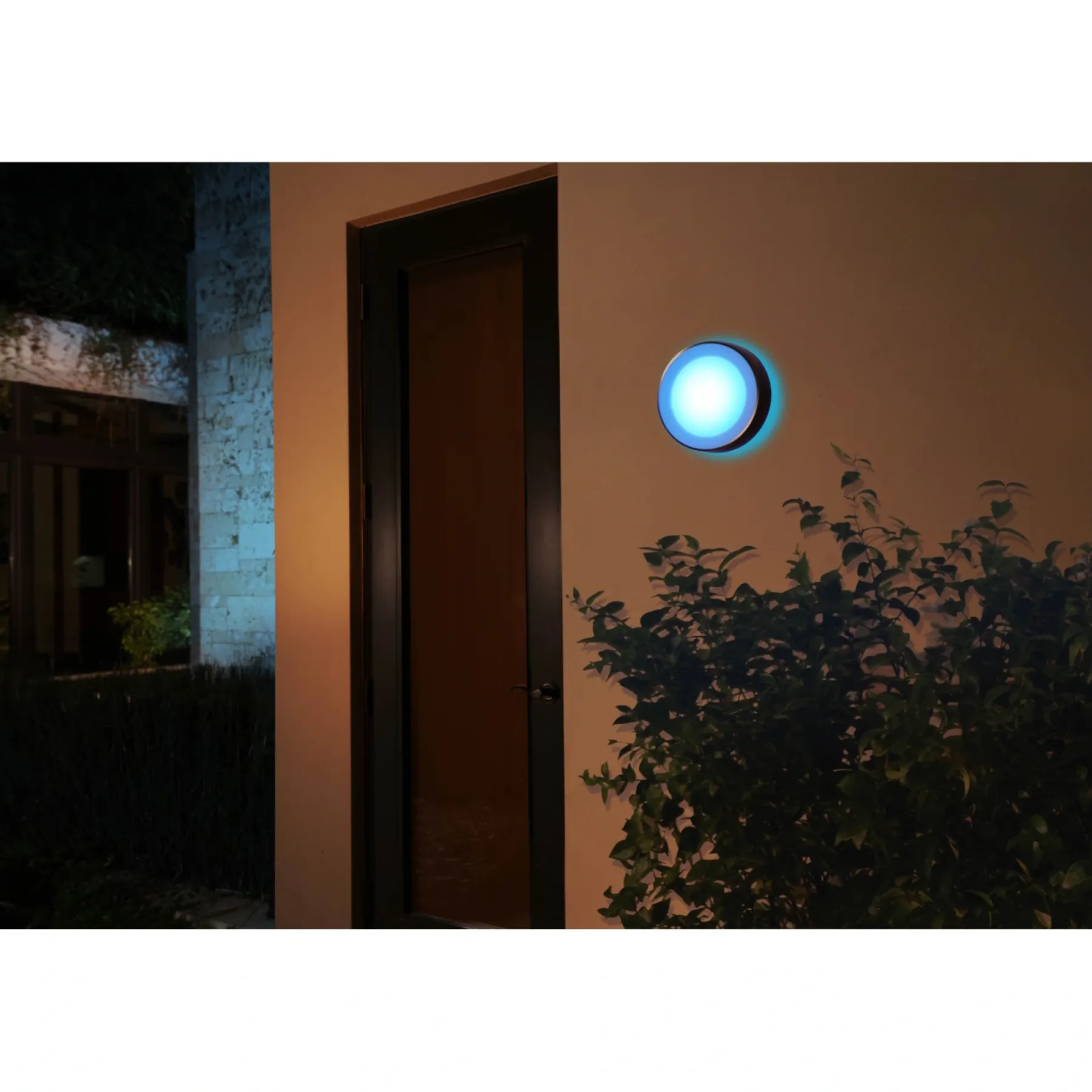 WCA DAYLO UDENDØRS VÆGLAMPE 15W SORT>Philips Hue Clearance
