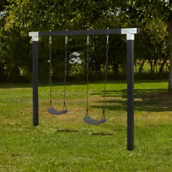 Legetårne ^ Plus GYNGESTATIV SORT NÅLETRÆ