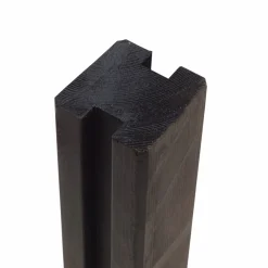 Træhegn ^ Plus STOLPE TRYKIMPRÆGNERET NTR KL. A OG GRUNDMALET SORT 9 X 9 CM