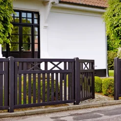 Træhegn ^ Plus VINESSE TRÆHEGN FUNGICIDBEHANDLET OG GRUNDMALET SORT 150 X 96 CM