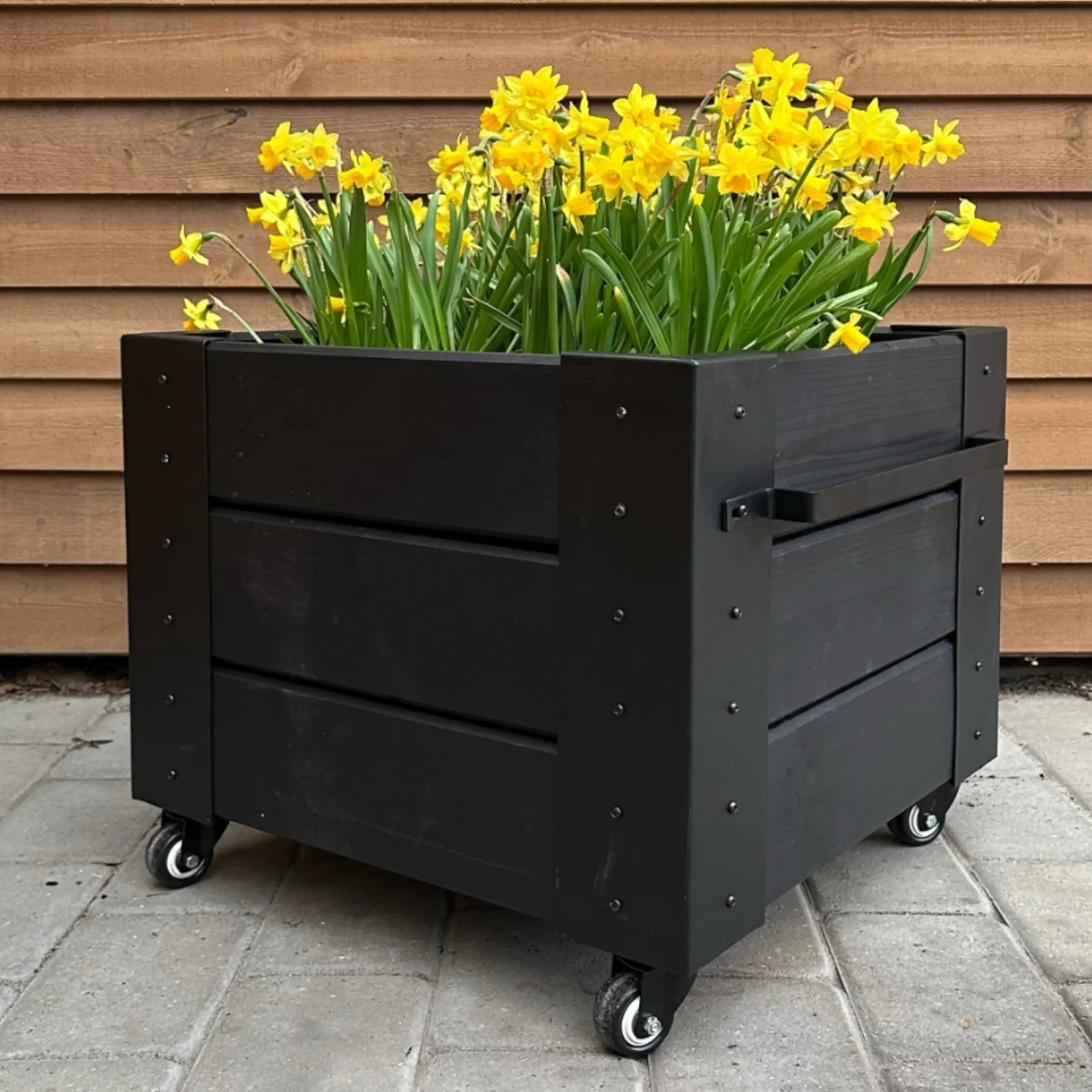 BLOMSTERKASSE SORT 45 X 50 X 46 CM>Plus New