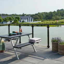 STOLPE VARMGALVANISERET OG PULVERLAKERET SORT 4.50 X 4.50 X 103.30 CM>Plus Outlet