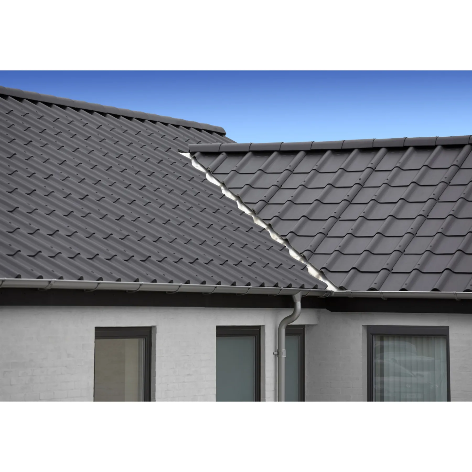 Bølgeplader ^ Swisspearl STRUCTA (TOSCANA) HJ FIBERCEMENTTAG SORT 6650 1175 X 625 MM