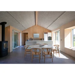 Træbeton ^ Troldtekt LINE AKUSTIKPLADE 35 X 600 X 1200 MM ULTRAFIN HVID